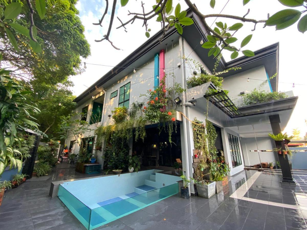 Oneriimba Private Pool & Garden Residence Johor Bahru Exterior photo
