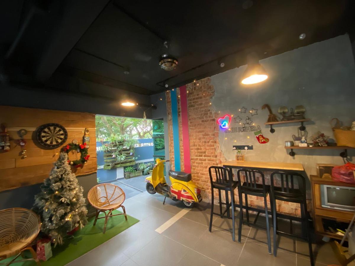 Oneriimba Private Pool & Garden Residence Johor Bahru Exterior photo